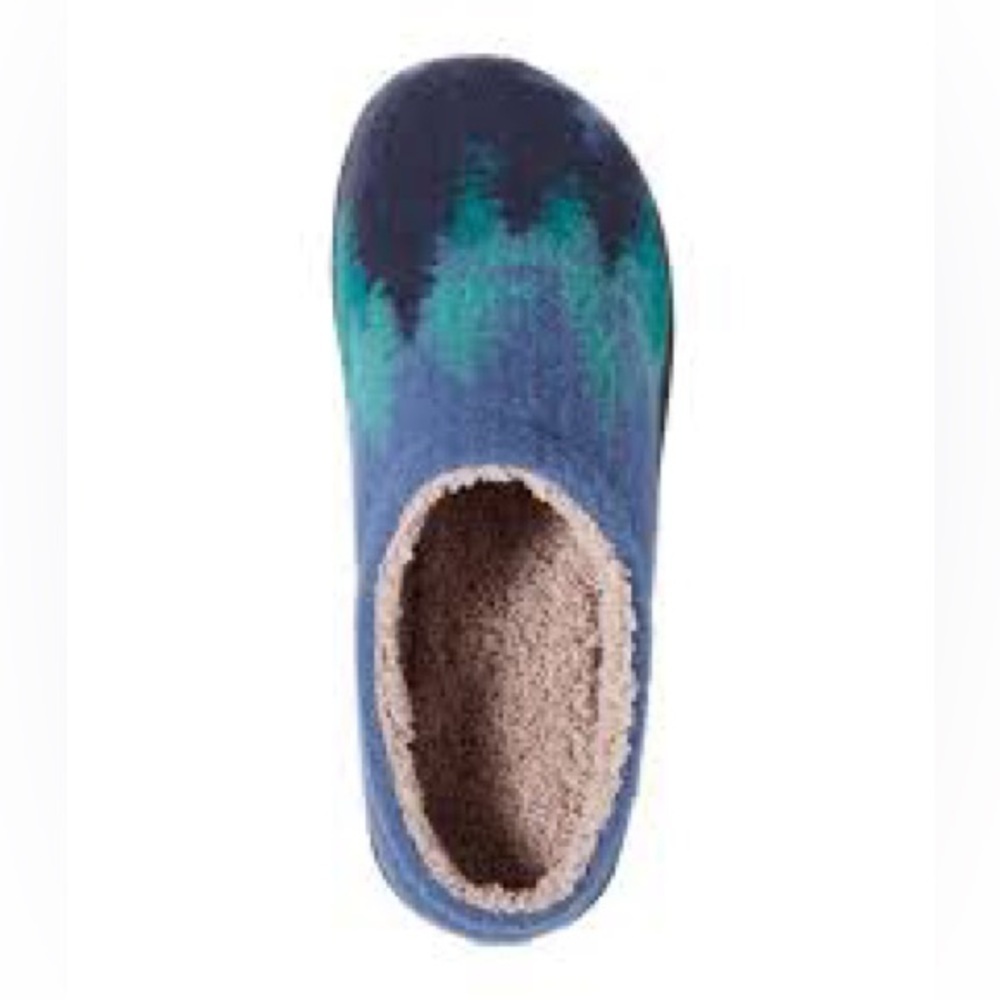 L.L. Bean women’s daybreak scuffs motif slippers size 8